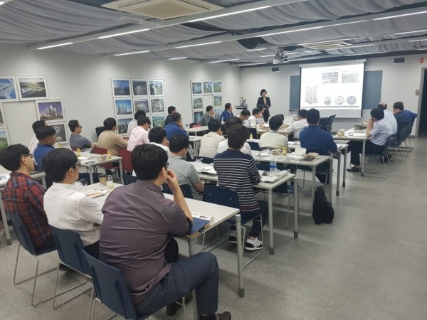 [직무능력향상위원회] 인터넷 데이터센터 냉방 시스템 / RECOOLER
